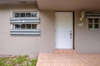 1926 Sheridan St, Hollywood, FL 33020