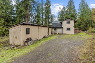 832 Mahaffey Rd, Kelso, WA 98626