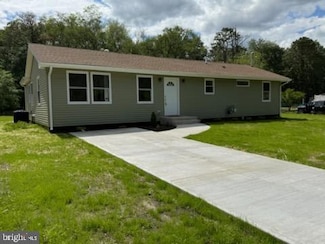 38 Stagecoach Rd, Southampton, NJ 08088
