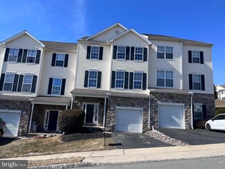 2134 Maple Crest Blvd Unit 7, York, PA 17406