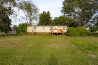15330 State Route 46, Casnovia, MI 49318