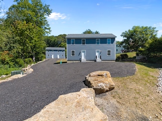 156 Grove Ave Unit B, Groton, CT 06340