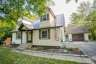 60 Bowdoin Ave, Old Town, ME 04468