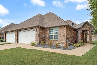 4900 Dacy Ln, Fort Worth, TX 76116