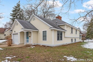 570 Washington Ave, Holland, MI 49423