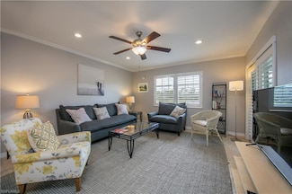 217 Bobolink Way Unit 217B, Naples, FL 34105