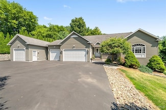 6652 E Sorrell Hill Rd, Warners, NY 13164