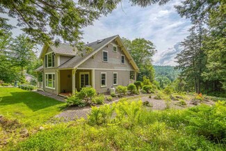 109 Point of View Dr, Littleton, NH 03561