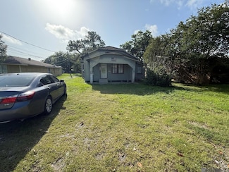 1725 S State St, Abbeville, LA 70510