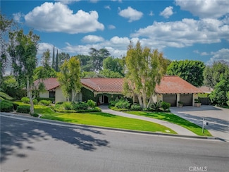 2033 Benbow Place, Riverside, CA 92506