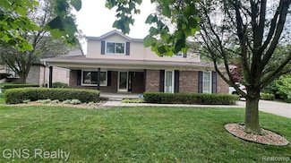 40739 Ruggero St, Clinton Township, MI 48038