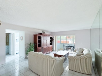 12015 Greenway Cir S Unit 209, Royal Palm Beach, FL 33411