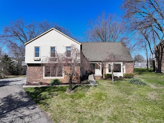 4238 Still Meadow Ln, West Bloomfield, MI 48323