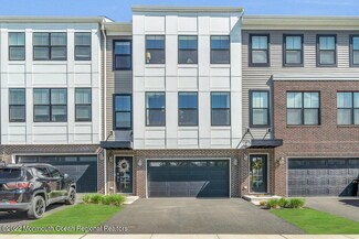 33 Kelly Way, Tinton Falls, NJ 07724