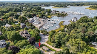 91 Fowler St, North Kingstown, RI 02852