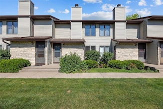 1211 Cambria Ct, Iowa City, IA 52246
