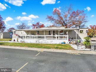 143 Pawnee Ave, Dover, PA 17315