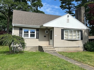 4 Pedro St, Acushnet, MA 02743