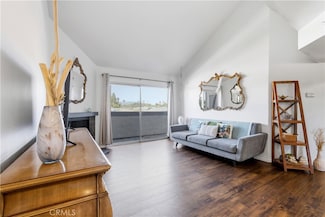 20253 Keswick St Unit 326, Winnetka, CA 91306