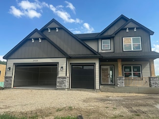 2428 Hadley Hills Dr NE, Rochester, MN 55906