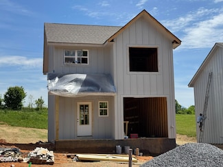 910 Lacy Ct, Sevierville, TN 37862