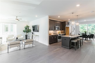 371 Grant Cir SE Unit 1813, Atlanta, GA 30315