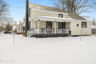 37 Staple St, Glens Falls, NY 12801