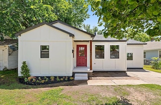 4604 N Redmond Ave, Bethany, OK 73008