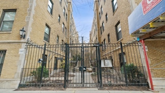 636 W Waveland Ave Unit 4E, Chicago, IL 60613