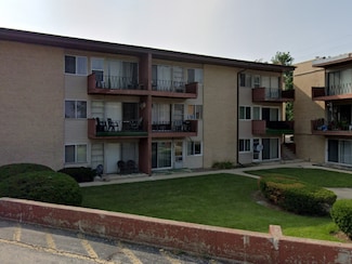605 N Wolf Rd Unit C12, Hillside, IL 60162