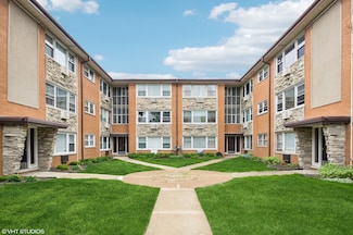 4105 N Keeler Ave Unit 3F, Chicago, IL 60641