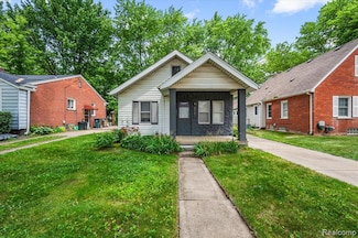 2124 Catalpa Dr, Berkley, MI 48072