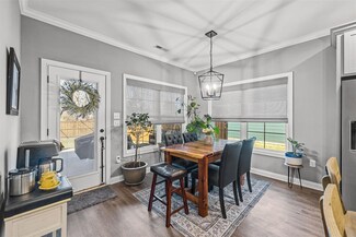 742 Mcintyre St, Bowling Green, KY 42101