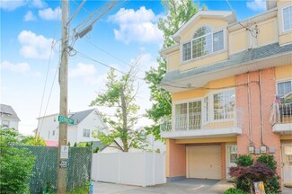 24 Ostrich Ct, Staten Island, NY 10309