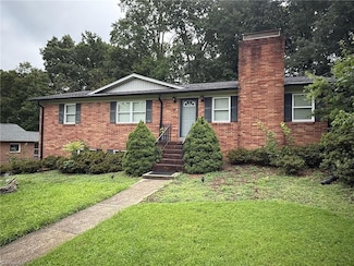 1507 Berwick Rd, Winston Salem, NC 27103