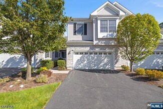 39 Schweinberg Dr Unit 2039, Roseland, NJ 07068