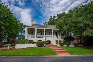 318 Lands End Dr, Chapin, SC 29036