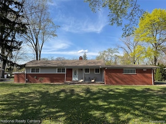 31720 N Marklawn St, Farmington Hills, MI 48334