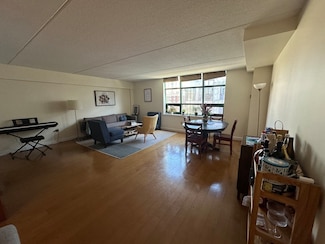 108 Peterborough St Unit 7E, Boston, MA 02215