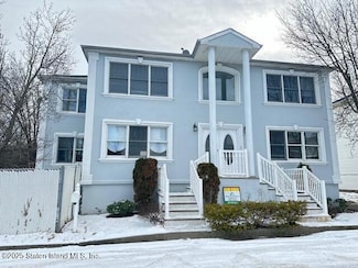 10 Simon Ct, Staten Island, NY 10307