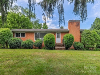 49 Walnut Ford Rd, Waynesville, NC 28785