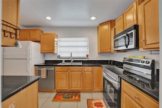 1551 NW 92nd Ave Unit 185, Pembroke Pines, FL 33024