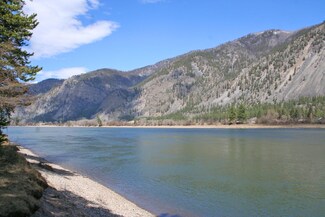 1725 River Rd W, Plains, MT 59859
