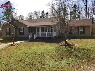 5389 Hickory Grove Rd, Hickory Grove, SC 29717