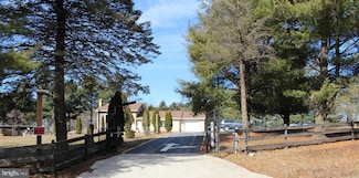 111 Overlook Rd, Gore, VA 22637