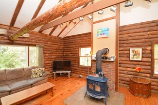 926 Osgood Hill Rd, Westford, VT 05494