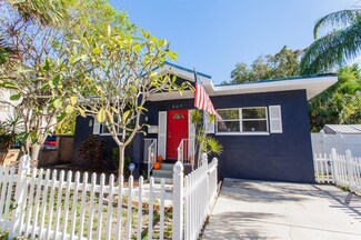 537 Grove St N, Saint Petersburg, FL 33701