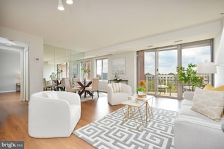 5800 Nicholson Ln, Rockville, MD 20852