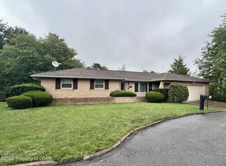1 Circle Dr, Hazleton, PA 18201