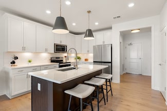 1 Codman Way Unit 102, Westborough, MA 01581